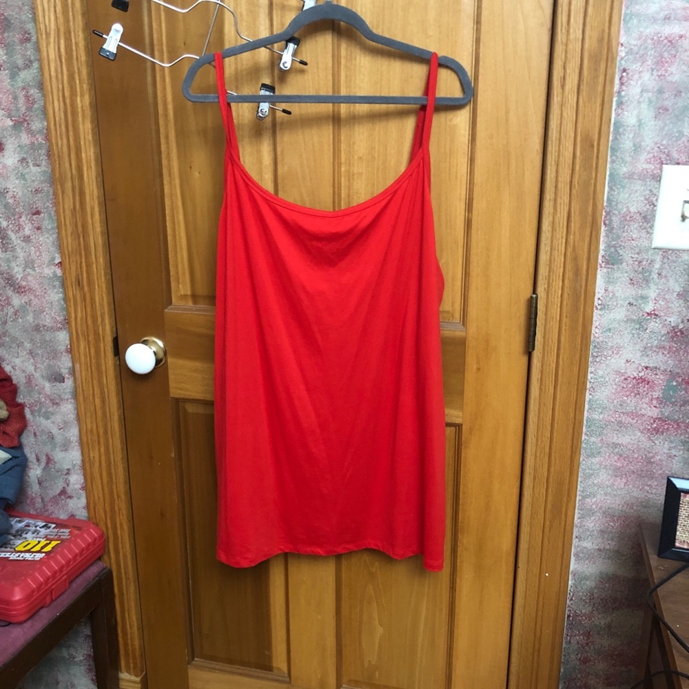 Red tank top size 28/30